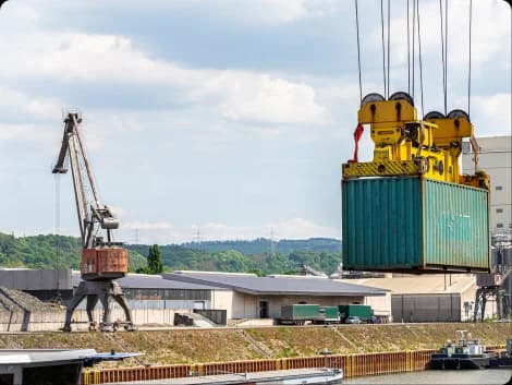 Sulphur Handling & Loading Operations